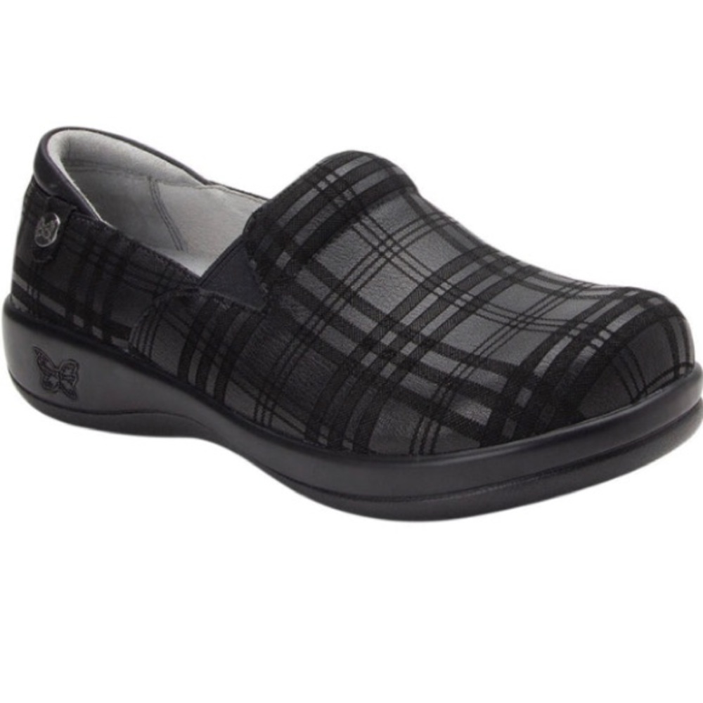 NWOT Algeria Keli comfy, slip resistant, slip on, leather shoe.